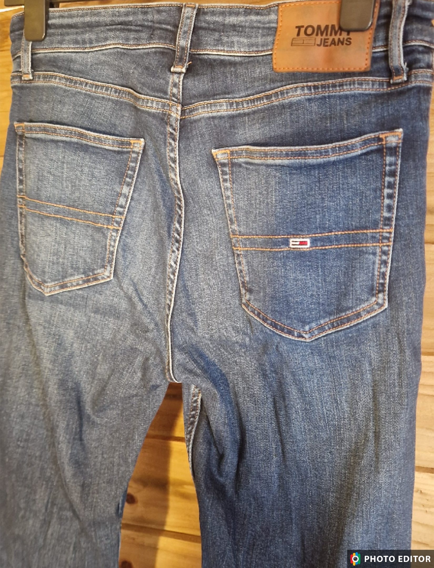 Classic Tommy Hilfiger Jeans